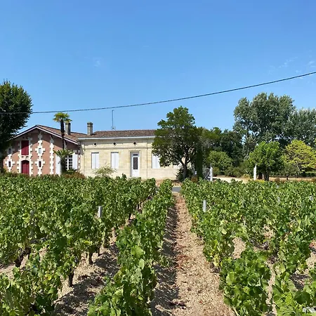 Semesterbostad Maison De Charme Au Coeur Du Vignoble Medocain Avec Un